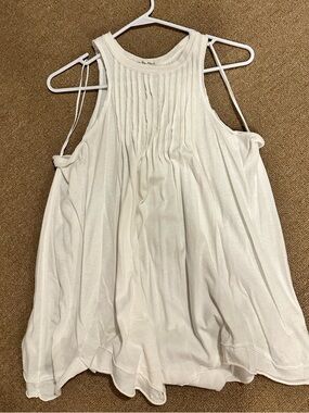 We The Free Women's White Sleeveless Pleated Tank Top